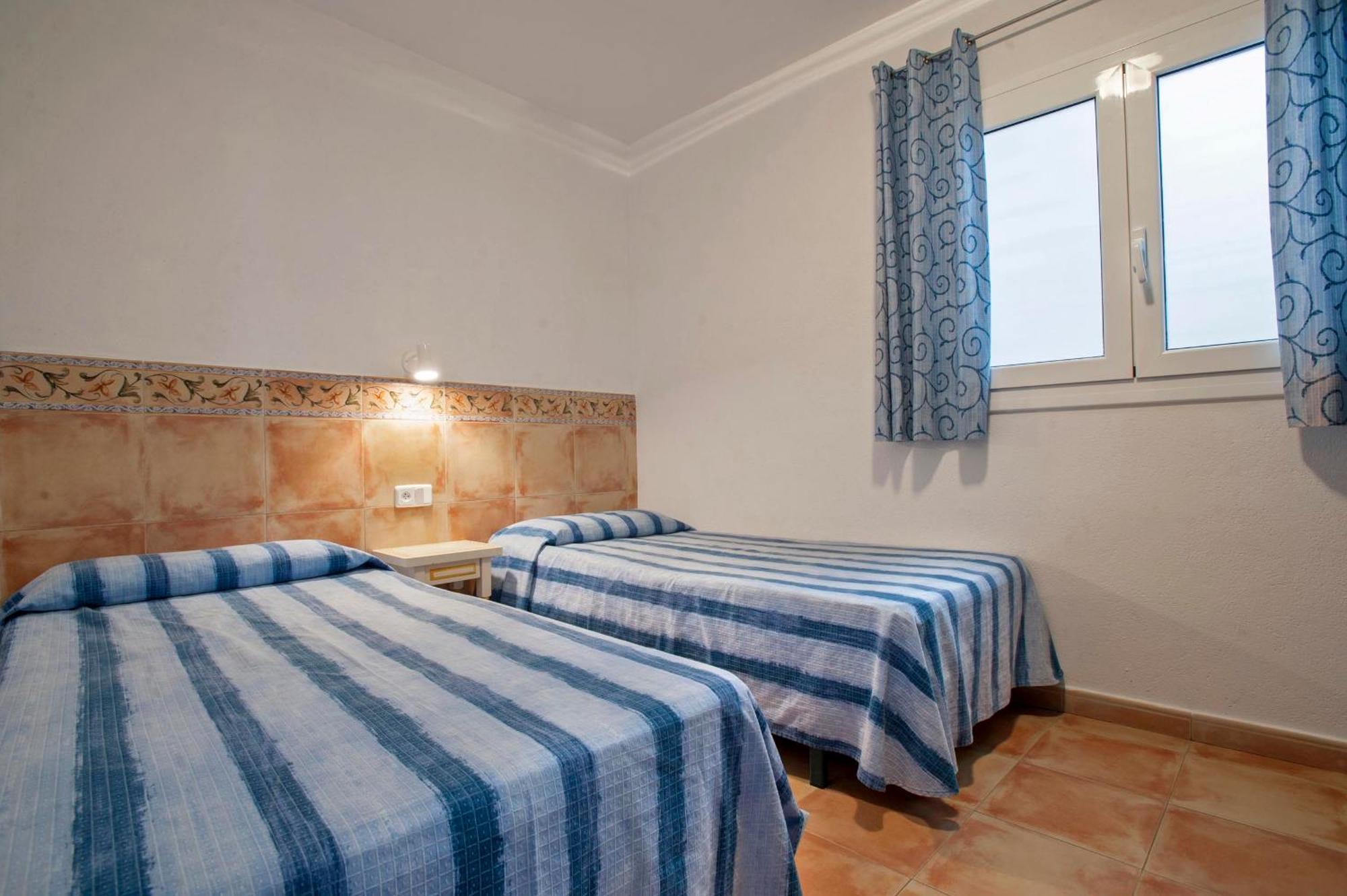 Apartaments El Berganti En Canyelles Petites Roses Chambre photo