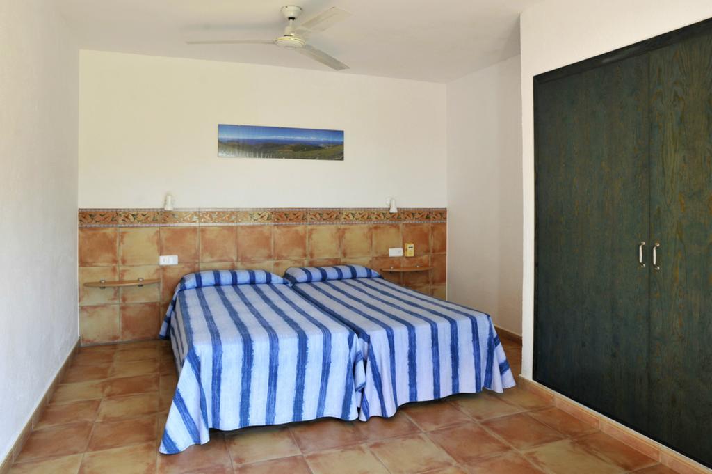 Apartaments El Berganti En Canyelles Petites Roses Chambre photo